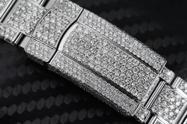 LUXURIOUS 41MM OYSTER STUDDED WATCH - Image 5